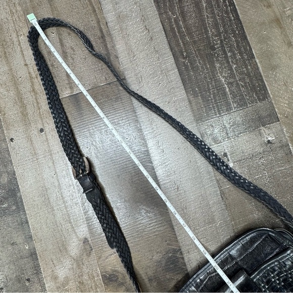 Vintage Brighton Leather Shoulder Bag - Picture 13 of 16